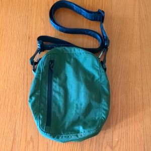 Baggu sport crossbody Bay Laurel